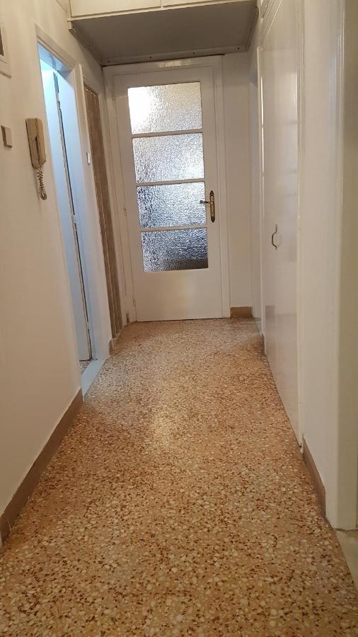 Teal Apartment - Athens Center, 4 Bd, 2 Bath Εξωτερικό φωτογραφία